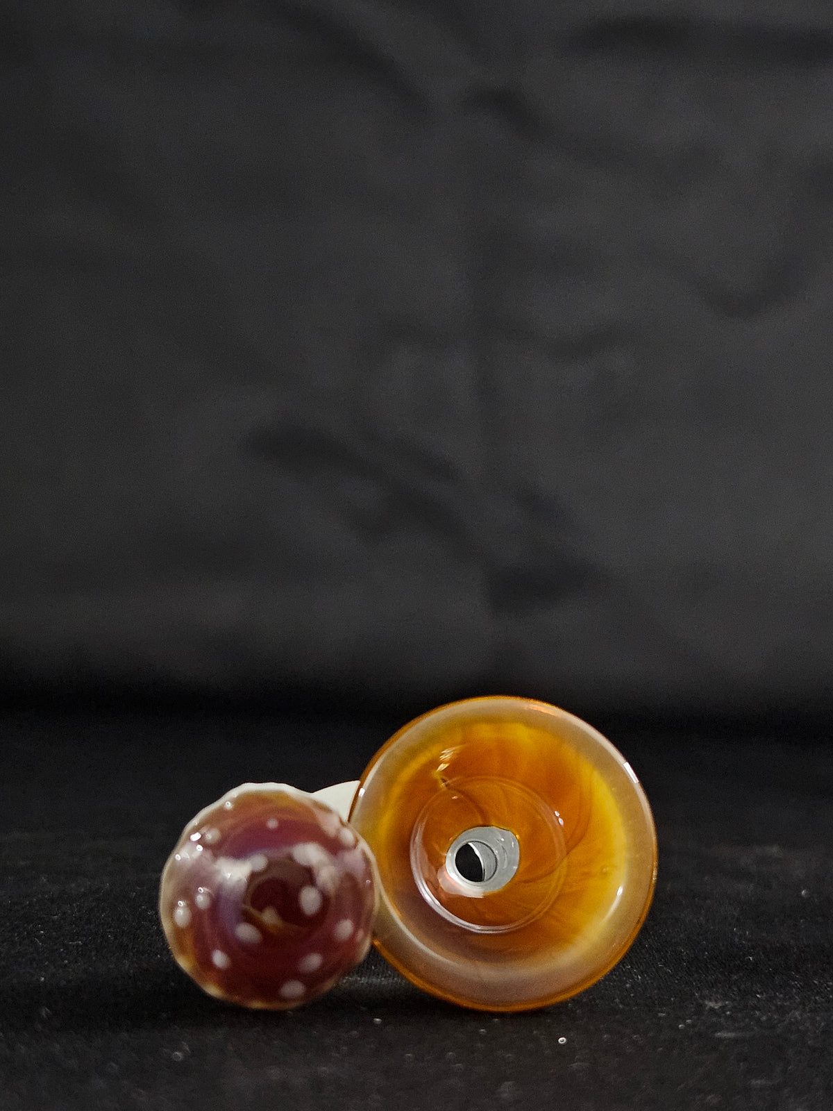 14mm 1 hole sculpted mushroom