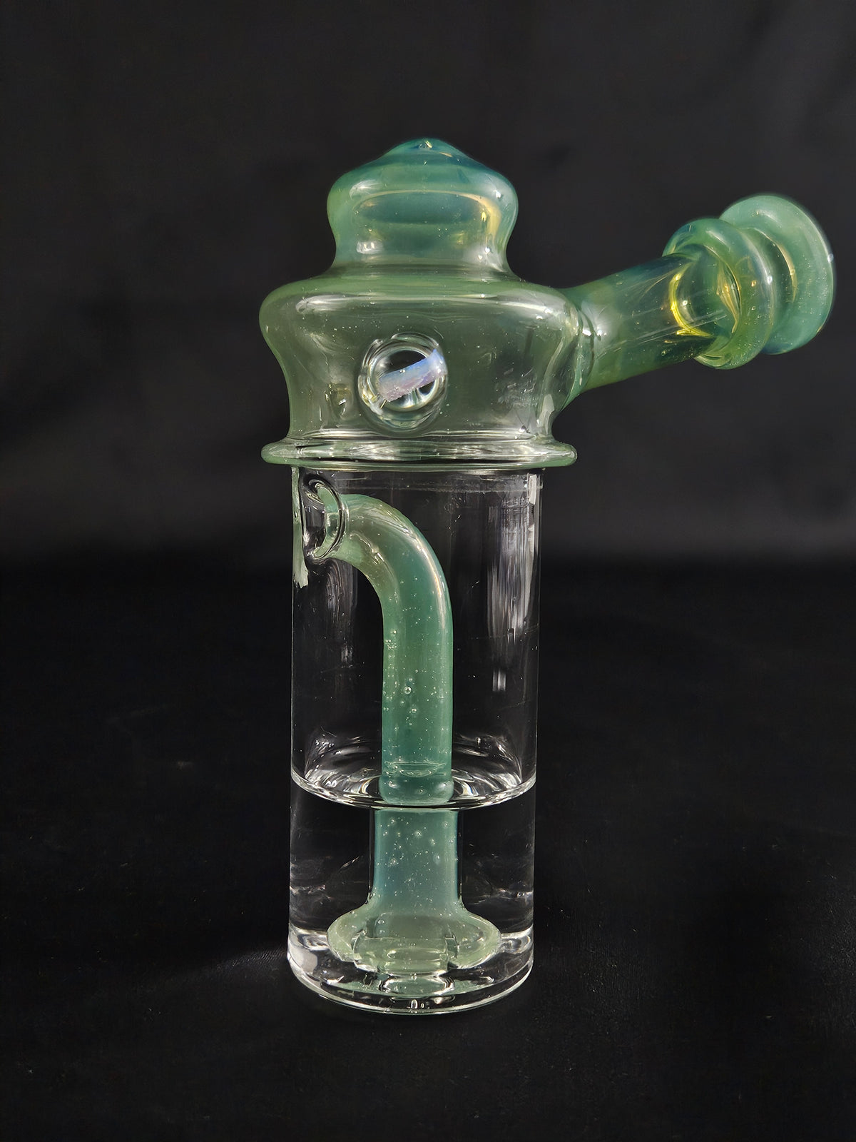 SWITCH 2 green shower head with opal