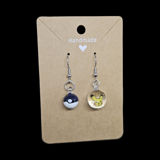 Blue poke ball pikapika